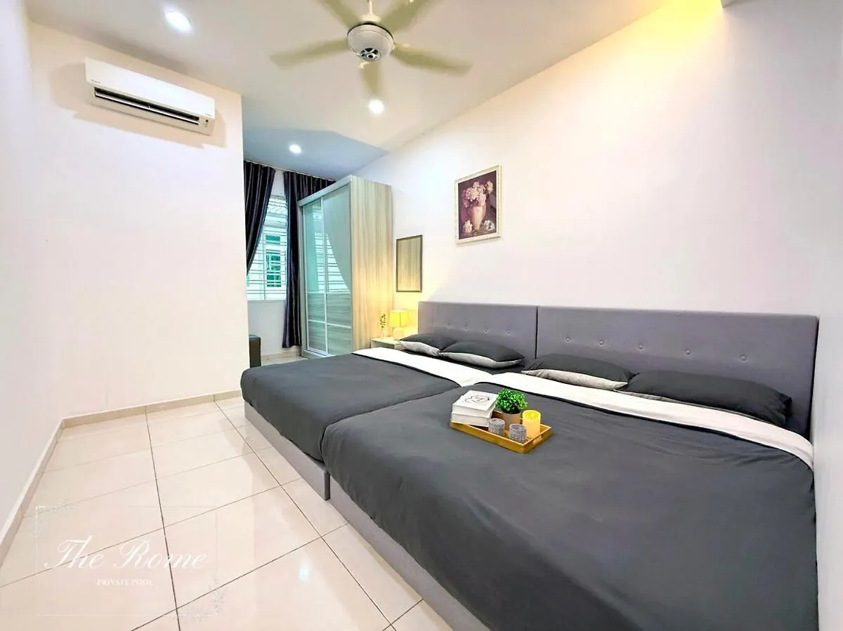 Theromeprivatepool12-16Paxkaraoke Malacca Villa