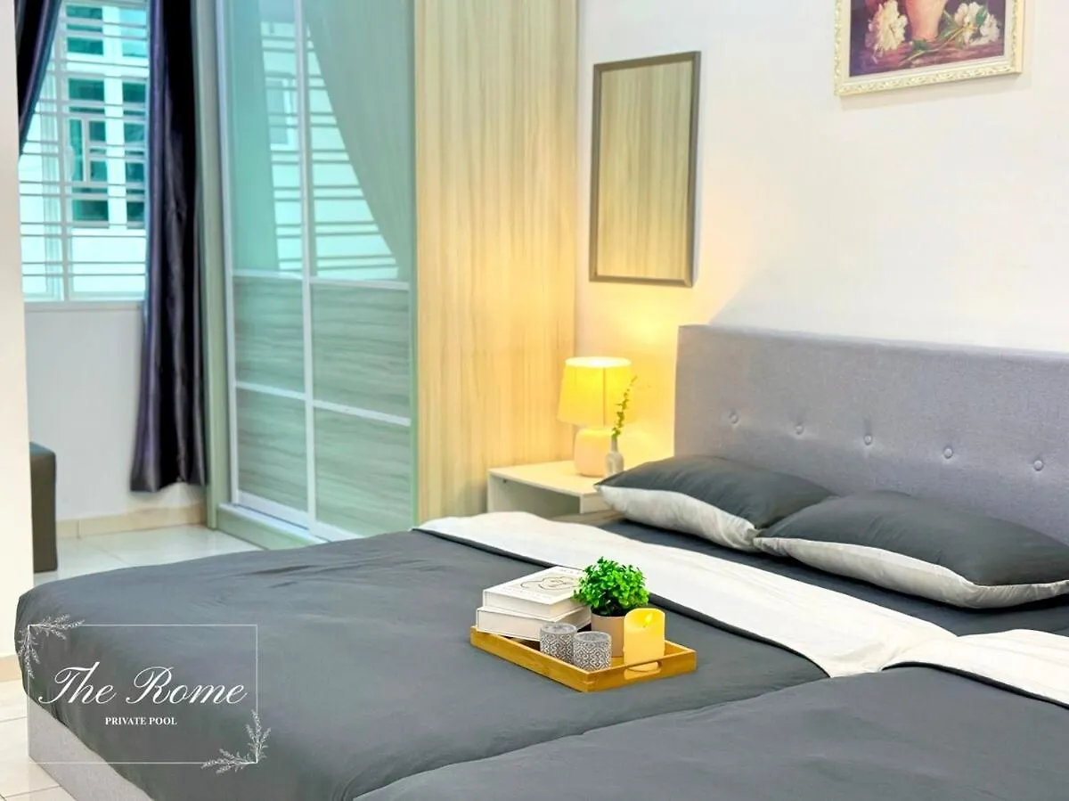 Villa Theromeprivatepool12-16Paxkaraoke Malacca