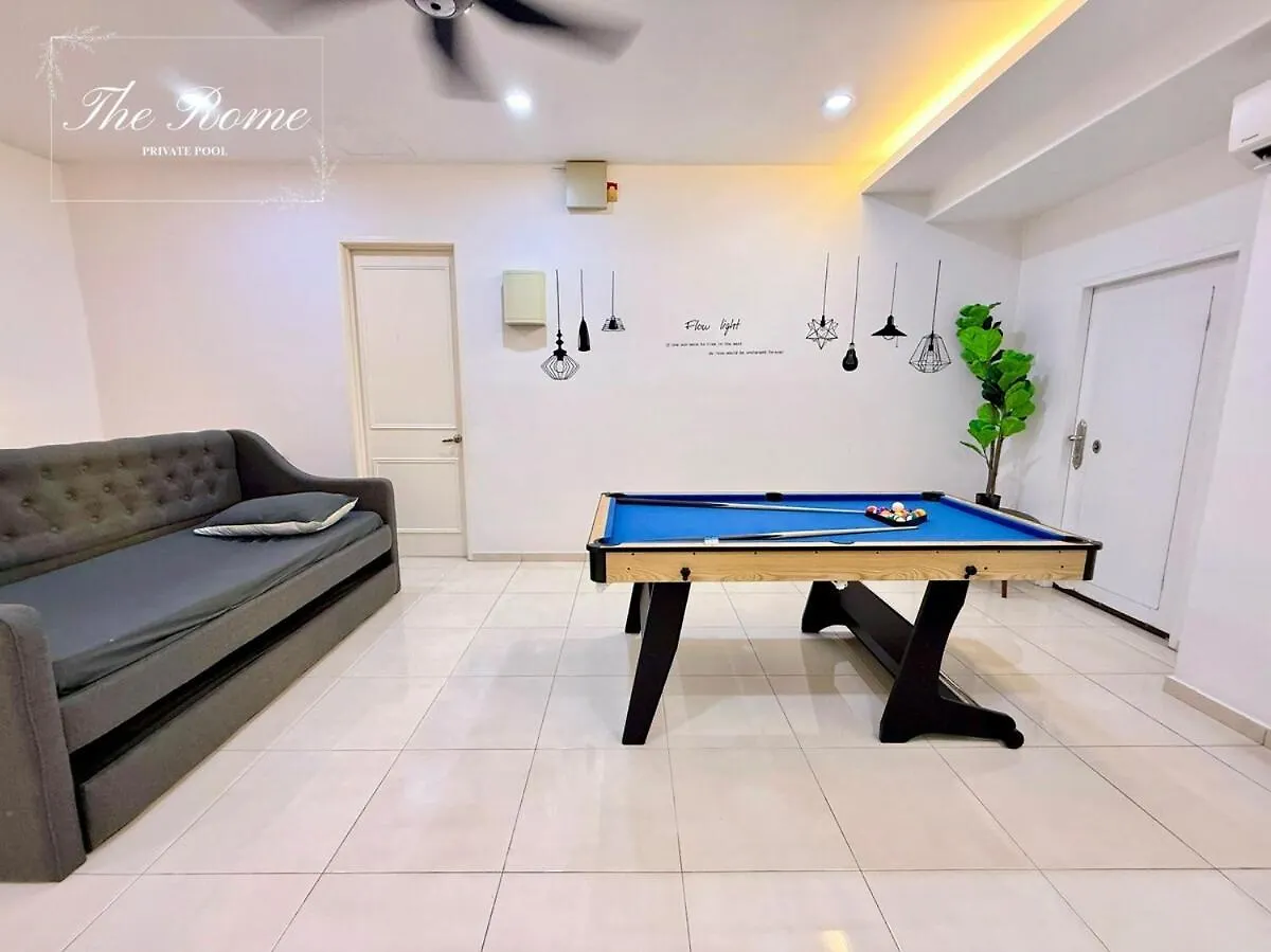Theromeprivatepool12-16Paxkaraoke Malacca Villa
